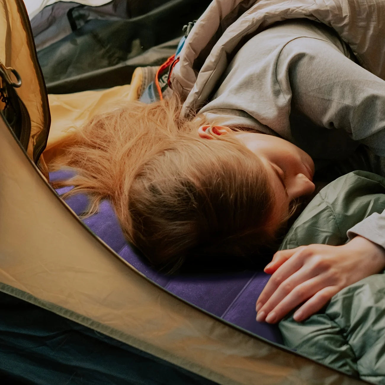 Inflatable Square Pillow - Image 6